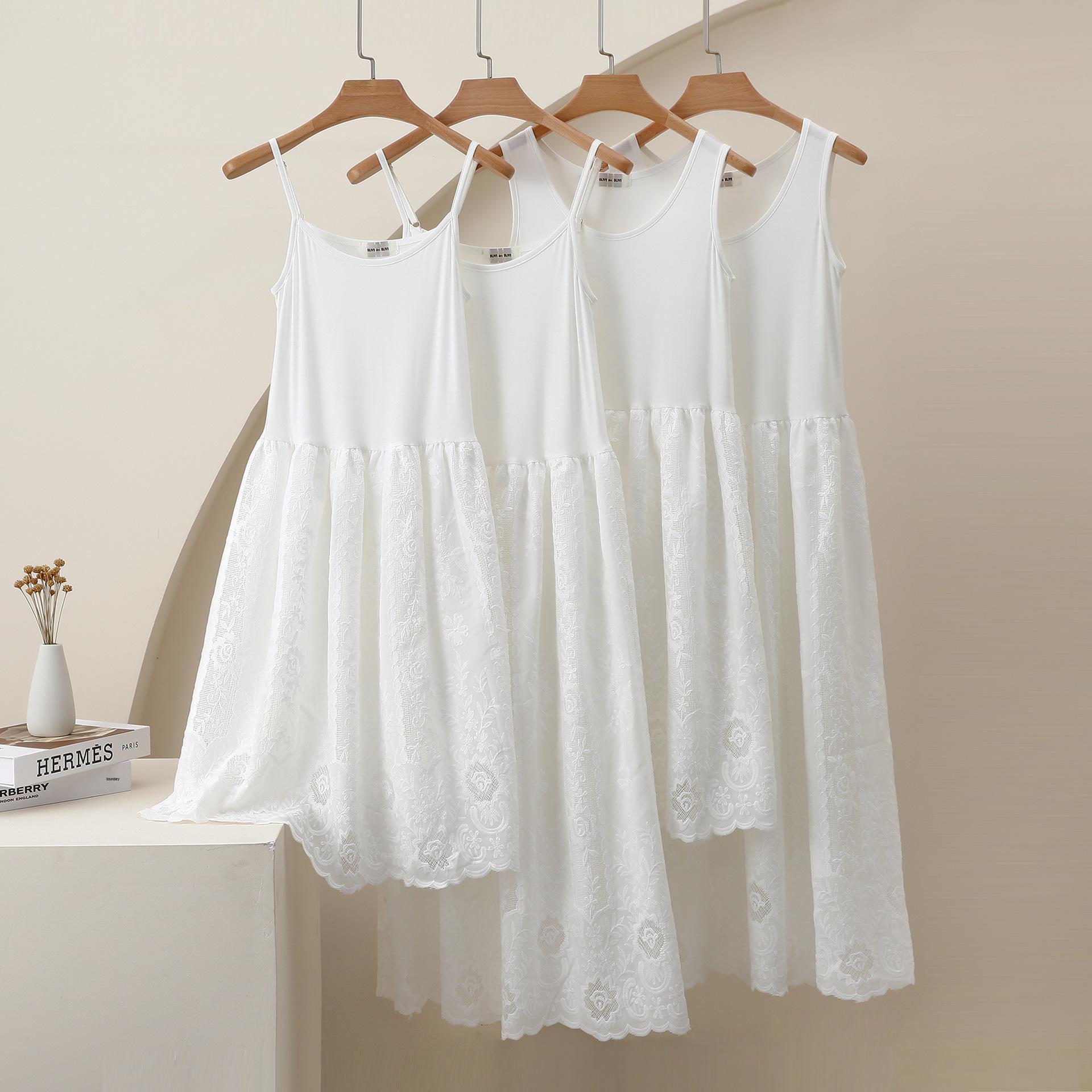 Cotton Eyelet Embroidered Vest Dress with Modal Underskirt, High Waist, Slim Fit One Size
Cotton Eyelet Embroidered Vest Dress with Modal Underskirt, High Waist, Slim Fit One Size