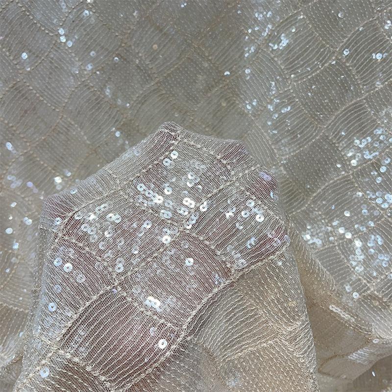 1 Yards Shiny Sequin Fabric 3mm Bead Embroidered Dress Material for Children s Clothes Fashionable Dresses Wedding Dresses 1Yard
1 Yards Shiny Sequin Fabric 3mm Bead Embroidered Dress Material for Children s Clothes Fashionable Dresses Wedding Dresses 1Yard