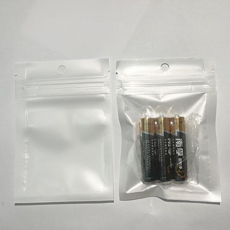 Macaron Pearl Self-Sealing Card Sleeve - Japanese Style Colored Goo Protective Packaging Bag
Macaron Pearl Self-Sealing Card Sleeve - Japanese Style Colored Goo Protective Packaging Bag