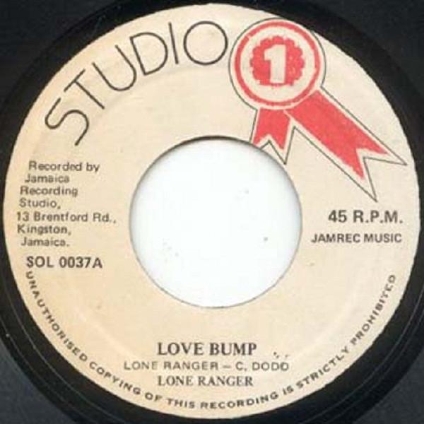 7-дюймовая пластинка LONE RANGER / BRENTFORD ROCKERS - Love Bump SOL0037 Studio One 1981 Ямайка Регги, Ска и Даб Б/У
7-дюймовая пластинка LONE RANGER / BRENTFORD ROCKERS - Love Bump SOL0037 Studio One 1981 Ямайка Регги, Ска и Даб Б/У