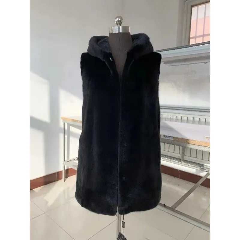 Imitation fur vest women s autumn and winter new outer vest hooded medium and long coat vest XXL чорний
Imitation fur vest women s autumn and winter new outer vest hooded medium and long coat vest XXL чорний