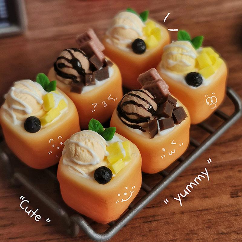 1:12 Dollhouse Miniature Fruit Ice Cream Toast Dessert Model Scene Decor Accessories Toys as the picture
1:12 Dollhouse Miniature Fruit Ice Cream Toast Dessert Model Scene Decor Accessories Toys as the picture