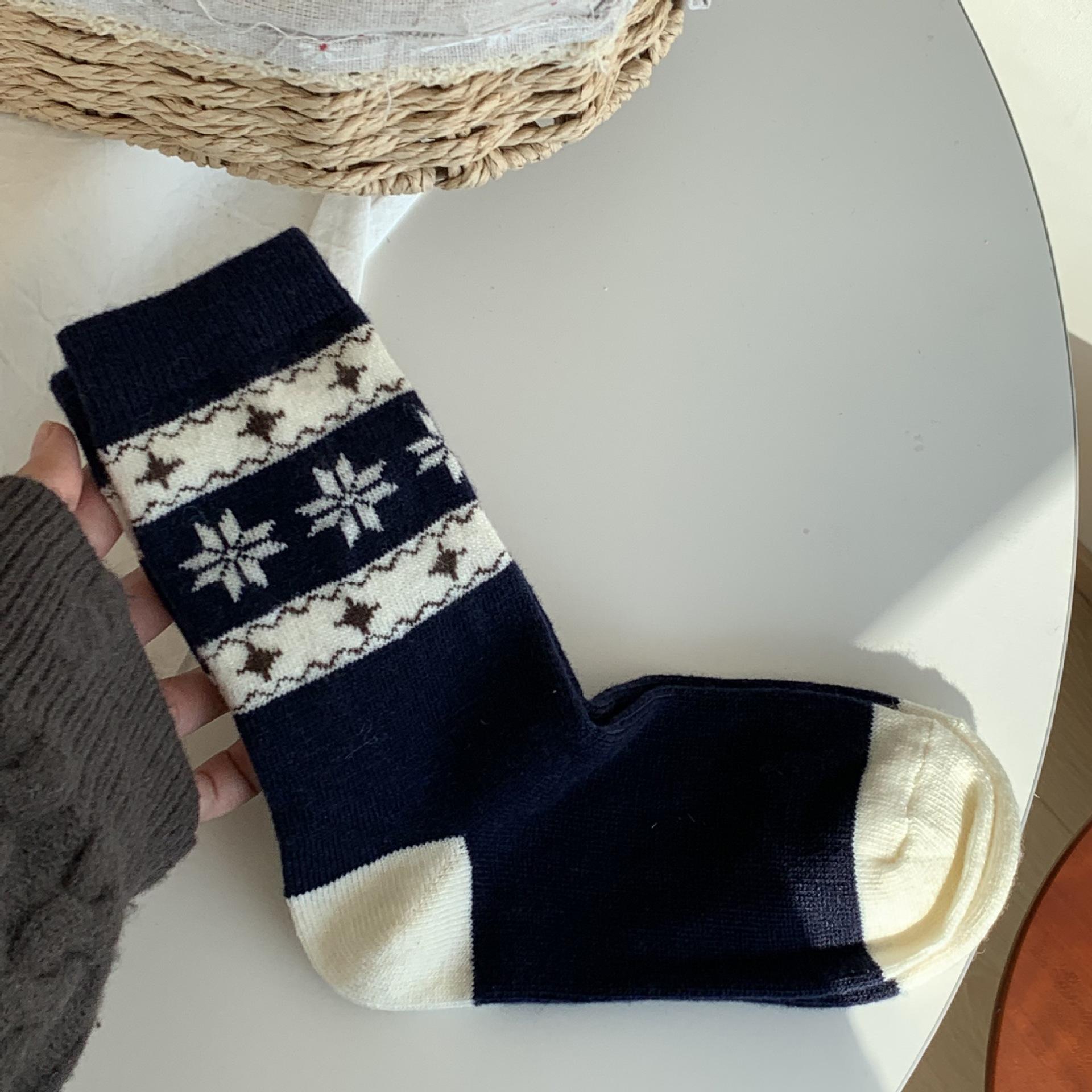 Уютные шерстяные носки Fair Isle со снежинками - Женские, толстые, до середины голени, зимние, теплые One Size
Уютные шерстяные носки Fair Isle со снежинками - Женские, толстые, до середины голени, зимние, теплые One Size