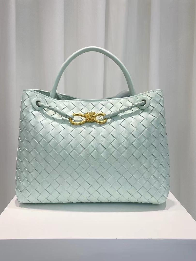 Новая модная трендовая сумка через плечо большой емкости из натуральной кожи простая сумка подмышкой для женщин
Новая модная трендовая сумка через плечо большой емкости из натуральной кожи простая сумка подмышкой для женщин