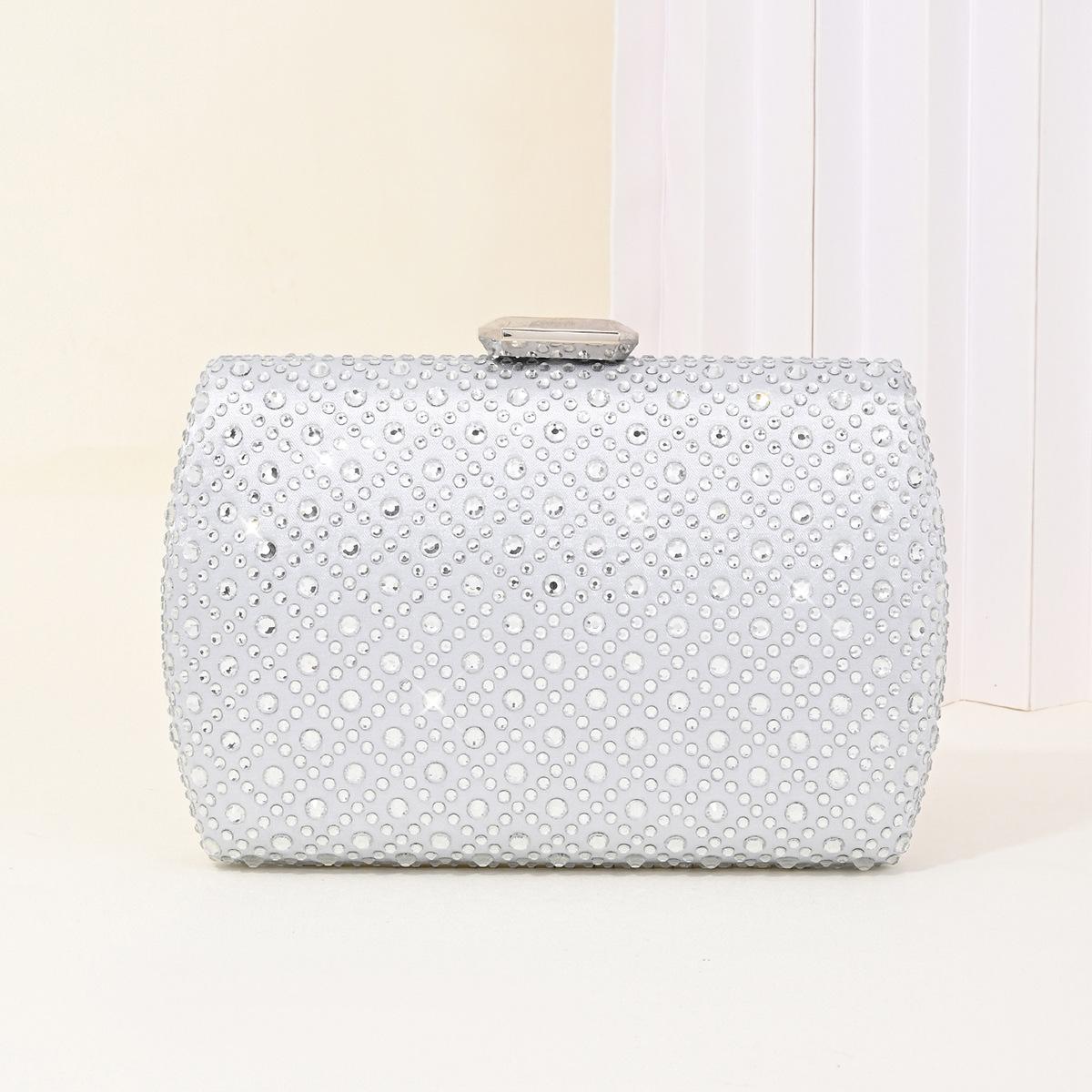 Full Diamond Shiny French Diamond Wallet Mobile Phone Bag Clutch Bag One Shoulder Oblique Dinner Bag
Full Diamond Shiny French Diamond Wallet Mobile Phone Bag Clutch Bag One Shoulder Oblique Dinner Bag