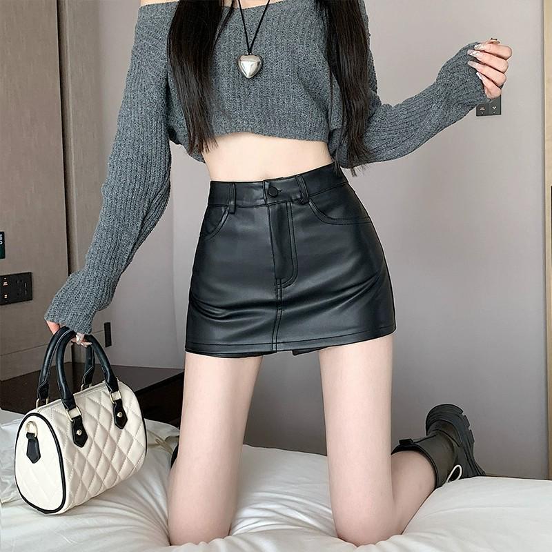 Black PU Leather High-Waisted A-Line Shorts for Women - Sexy, Petite Fit, Perfect for Autumn L чёрный
Black PU Leather High-Waisted A-Line Shorts for Women - Sexy, Petite Fit, Perfect for Autumn L чёрный