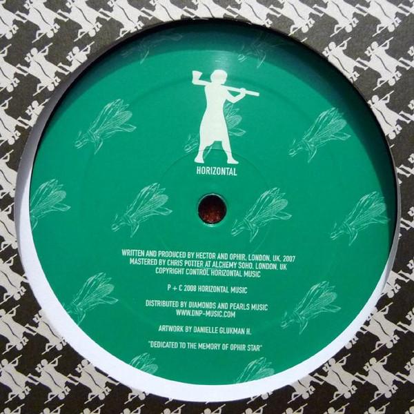 12inch Record HECTOR & OPHIR STAR - La Raza HORIZONTAL008LT Horizontal 2008 Germany Dance & Electronica Used
12inch Record HECTOR & OPHIR STAR - La Raza HORIZONTAL008LT Horizontal 2008 Germany Dance & Electronica Used