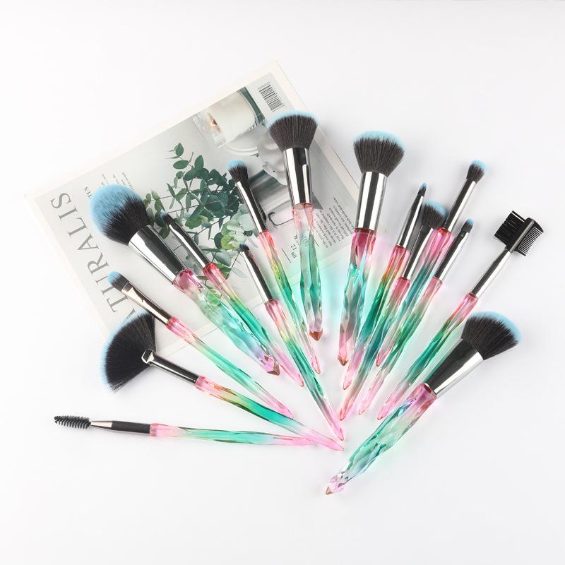 15 diamond handle makeup brush set, colorful crystal eyeshadow brush, loose powder brush, eyebrow brush, multi-functional beauty tool.
15 diamond handle makeup brush set, colorful crystal eyeshadow brush, loose powder brush, eyebrow brush, multi-functional beauty tool.