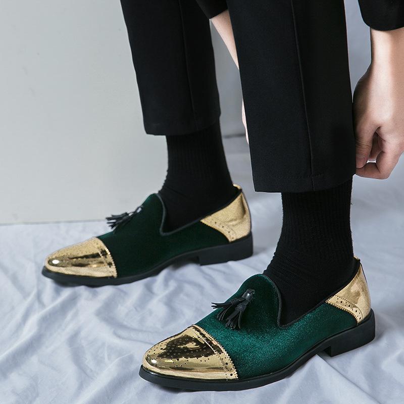 Large size Brock flower men s shoes fringed pointed lantern wick leather shoes British hairstylist nightclub loafers 38
Large size Brock flower men s shoes fringed pointed lantern wick leather shoes British hairstylist nightclub loafers 38