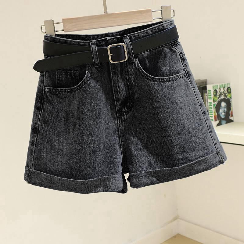 Summer Special: High-Waisted Wide-Leg White Denim Shorts with Rolled Hem - Buy One, Get One Free! Double Extra Large
Summer Special: High-Waisted Wide-Leg White Denim Shorts with Rolled Hem - Buy One, Get One Free! Double Extra Large