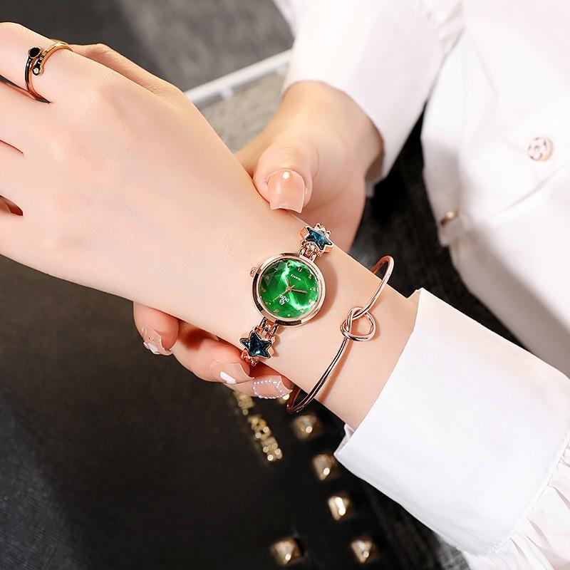 Lucky Star Bracelet Watch Pentagram Female Student Simple Literary Trend Women S Watch Fashion Female Simple зелений
Lucky Star Bracelet Watch Pentagram Female Student Simple Literary Trend Women S Watch Fashion Female Simple зелений