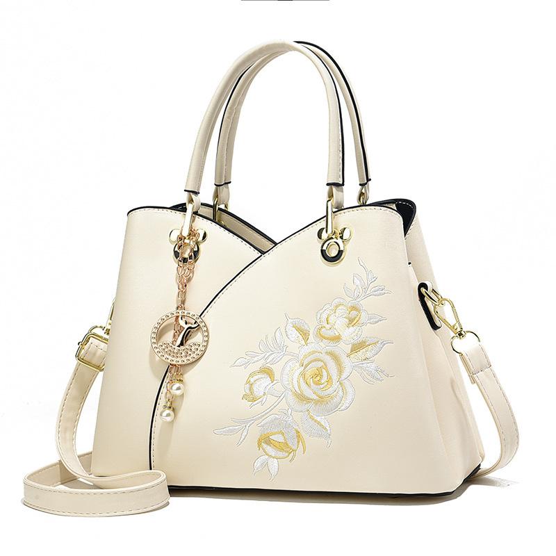 Chinese Style Commuting Women s Bag New Middle-aged Women s Large Capacity Embroidered Handbag Shoulder Crossbody Bag білий
Chinese Style Commuting Women s Bag New Middle-aged Women s Large Capacity Embroidered Handbag Shoulder Crossbody Bag білий