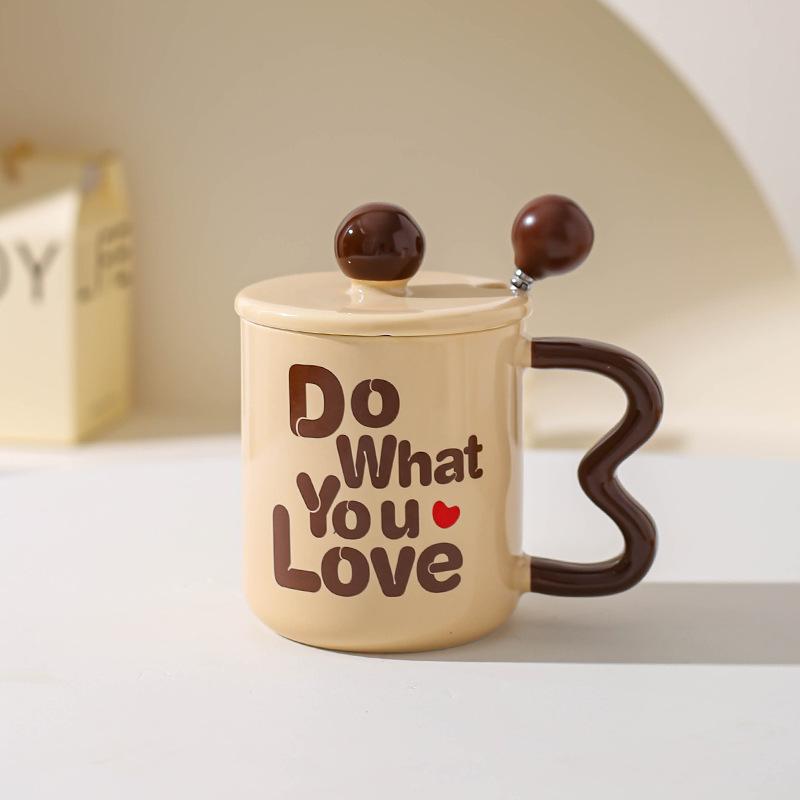 Модная керамическая чашка для воды, креативная бытовая кружка, парная кружка, кофейная чашка с крышкой и ложкой, в подарок друзьям 301-400ml