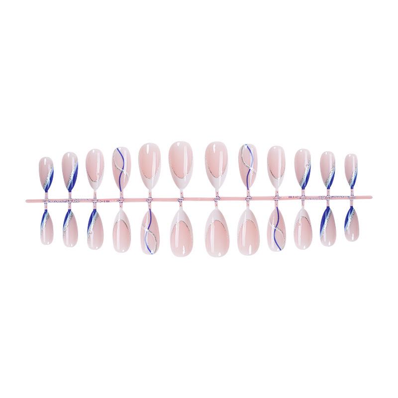 Европейский и американский стиль короткие накладные ногти - Осенне-зимние французские дизайны
Европейский и американский стиль короткие накладные ногти - Осенне-зимние французские дизайны