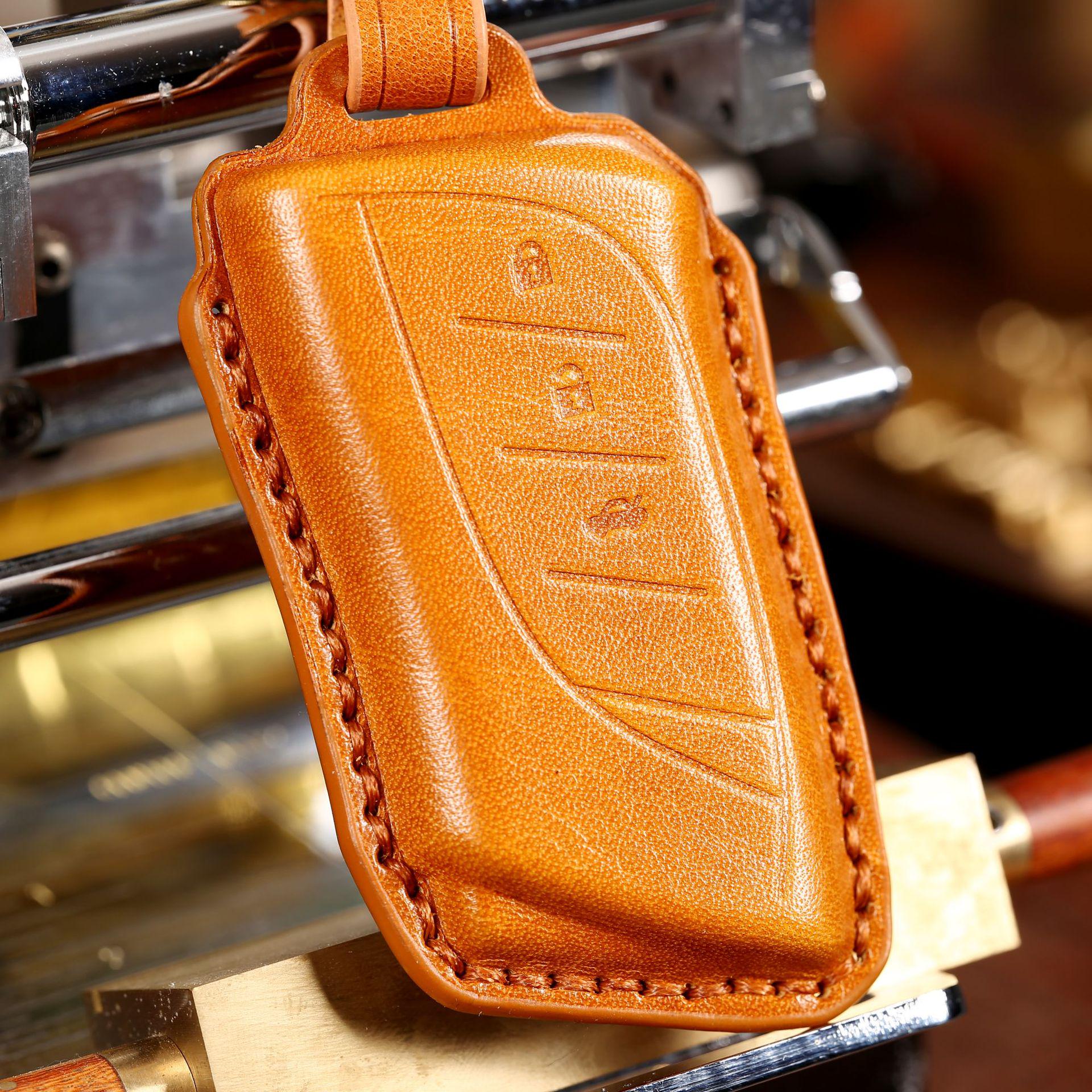 Leather Key Cover for Lexus ES200, RX300, NX200, ES300h
Leather Key Cover for Lexus ES200, RX300, NX200, ES300h