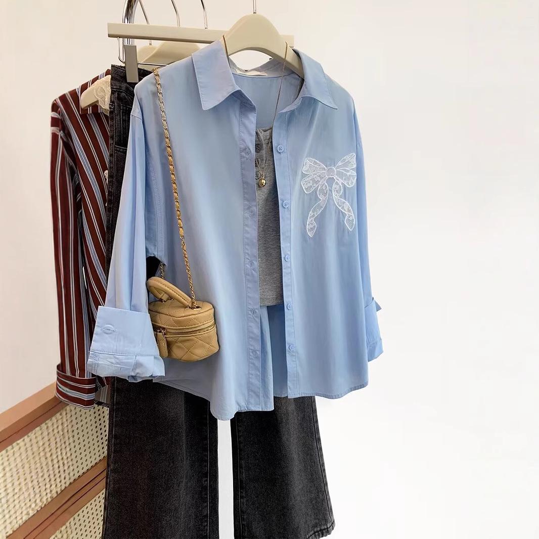 Женская летняя рубашка с длинным рукавом в гонконгском стиле 2024 года - Омолаживающая, Модная, Приталенная Extra Large синий
Женская летняя рубашка с длинным рукавом в гонконгском стиле 2024 года - Омолаживающая, Модная, Приталенная Extra Large синий