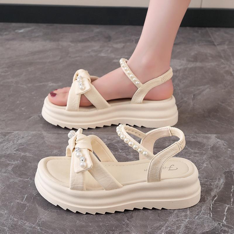 Platform sandals are versatile for women and do not tire their feet. The new summer outer slippers are beautiful with skirt shoes. 36
Platform sandals are versatile for women and do not tire their feet. The new summer outer slippers are beautiful with skirt shoes. 36
