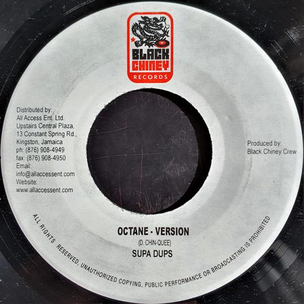 7inch Record NOTCH - Zoom Gyal (Dancehall Remix) none Black Chiney Re 2006 Jamaica Reggae, Ska & Dub Used
7inch Record NOTCH - Zoom Gyal (Dancehall Remix) none Black Chiney Re 2006 Jamaica Reggae, Ska & Dub Used