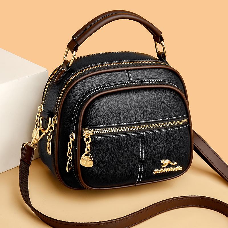 Retro Chic Multi-Layer Shoulder Bag: High-End, Versatile, Trendy, Large-Capacity Crossbody чёрный
Retro Chic Multi-Layer Shoulder Bag: High-End, Versatile, Trendy, Large-Capacity Crossbody чёрный