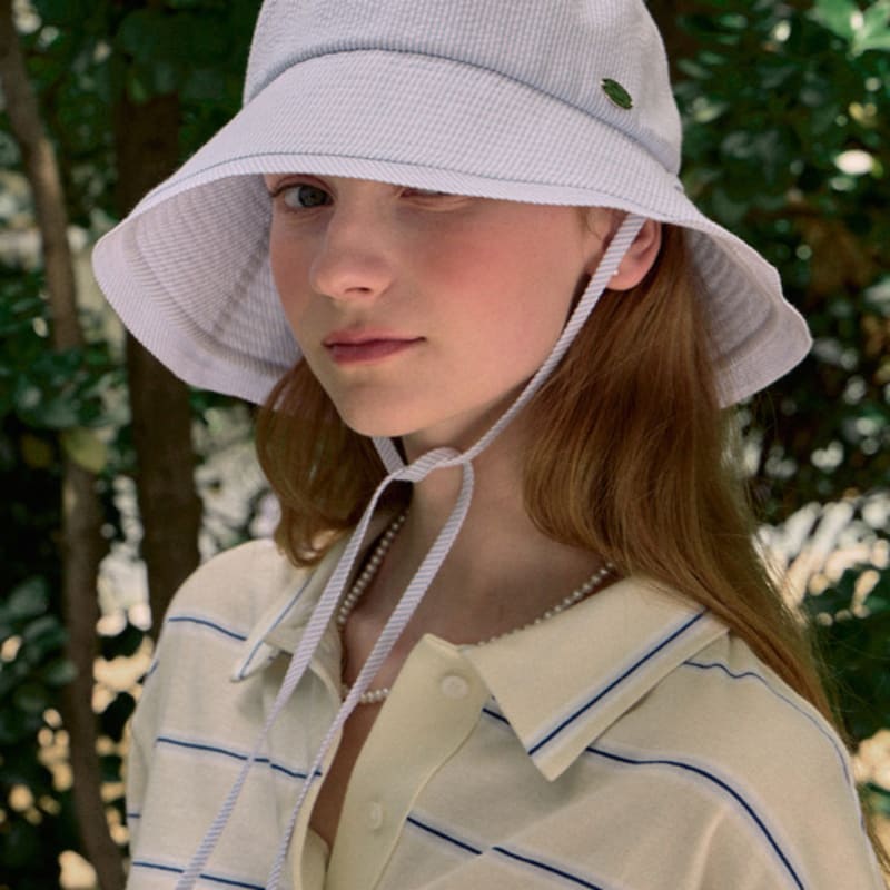 Панама из ткани в полоску «сирсакер» - Синяя Blue_FREE
Панама из ткани в полоску «сирсакер» - Синяя Blue_FREE