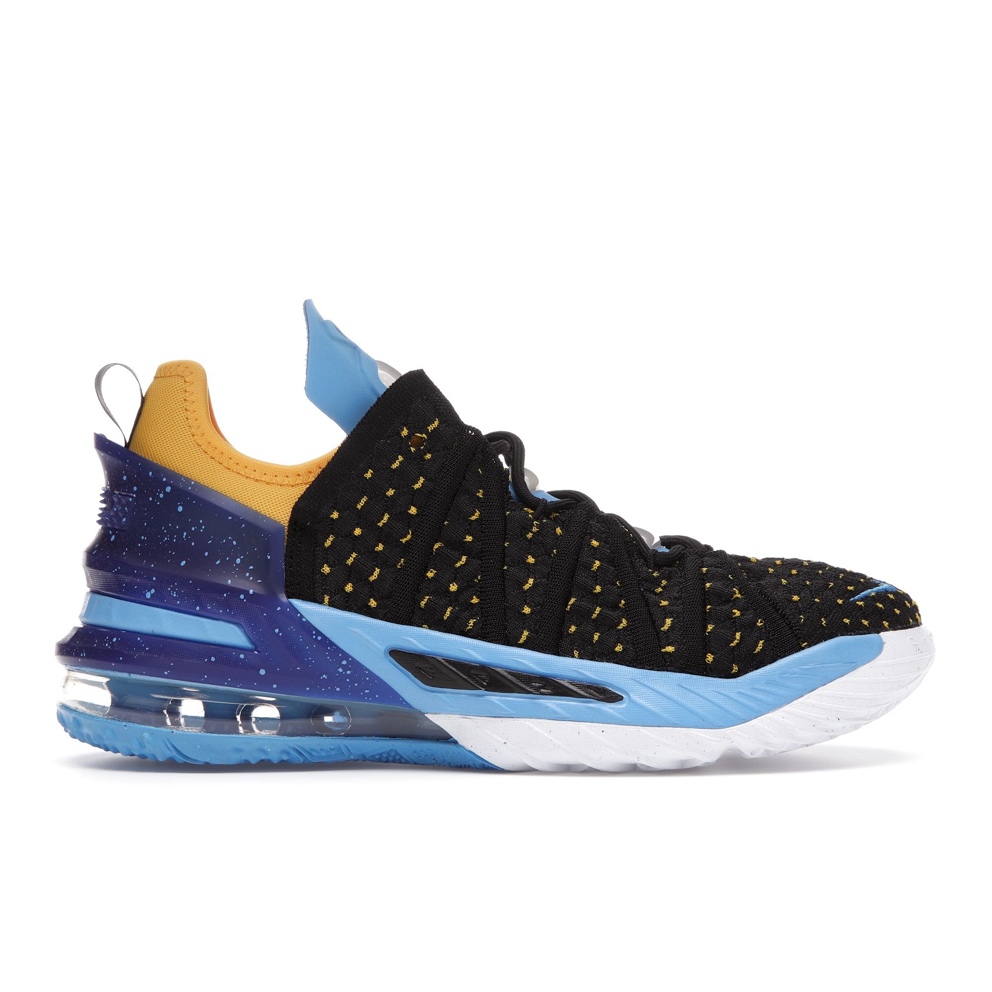Детские кроссовки Nike LeBron 18 GS Lakers Heritage черные, университет Голд-Коста CW2760-006
Детские кроссовки Nike LeBron 18 GS Lakers Heritage черные, университет Голд-Коста CW2760-006