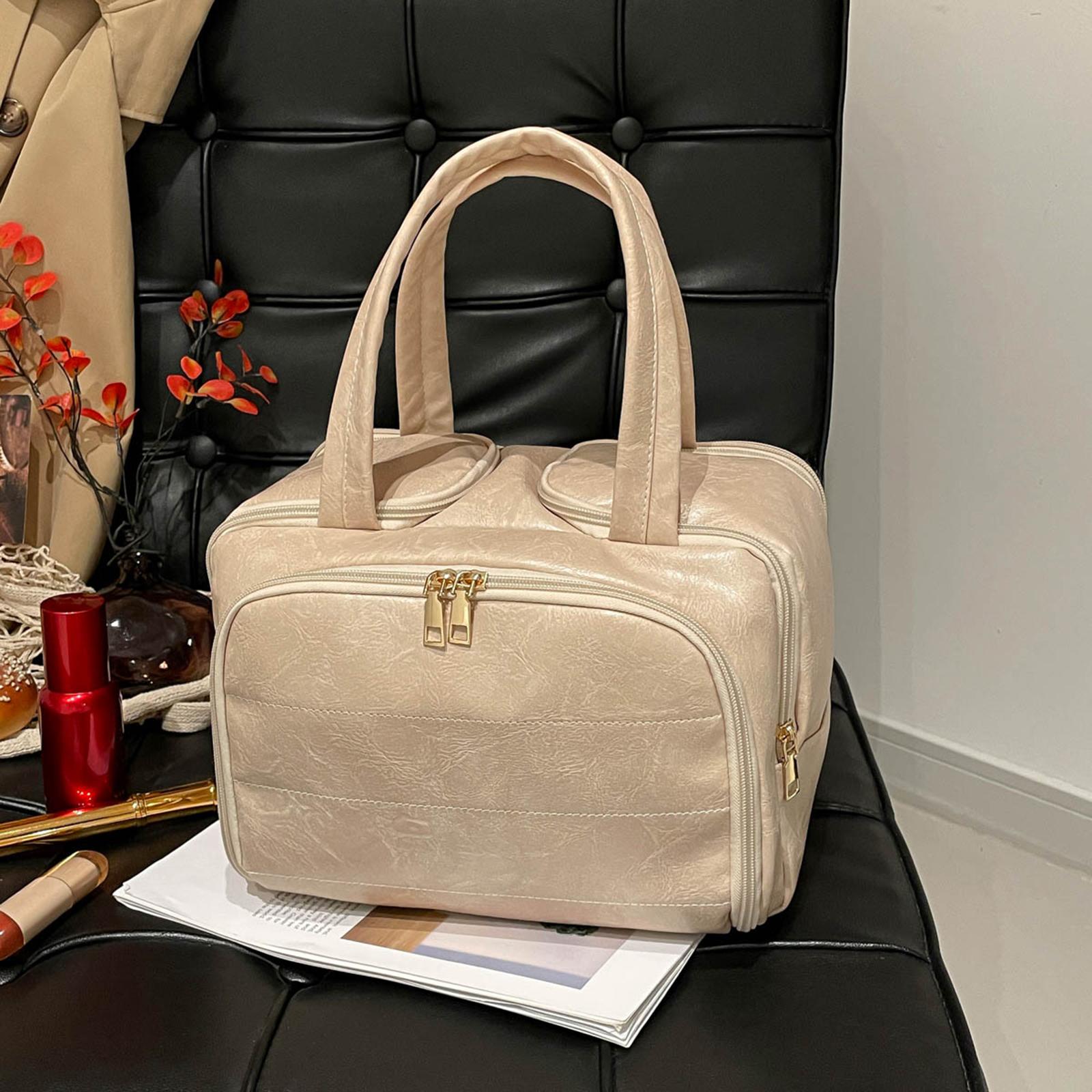 Portable Travel Cosmetic Bag PU Leather Toiletry Bag with Multiple Compartments Travel Essentials Gifts for Women Girls бежевый
Portable Travel Cosmetic Bag PU Leather Toiletry Bag with Multiple Compartments Travel Essentials Gifts for Women Girls бежевый