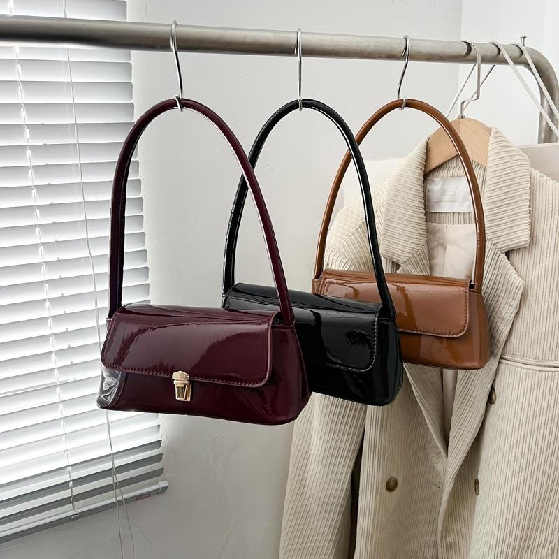 Retro underarm bag women s new summer fashion handbag niche high-value shoulder bag коричневый
Retro underarm bag women s new summer fashion handbag niche high-value shoulder bag коричневый