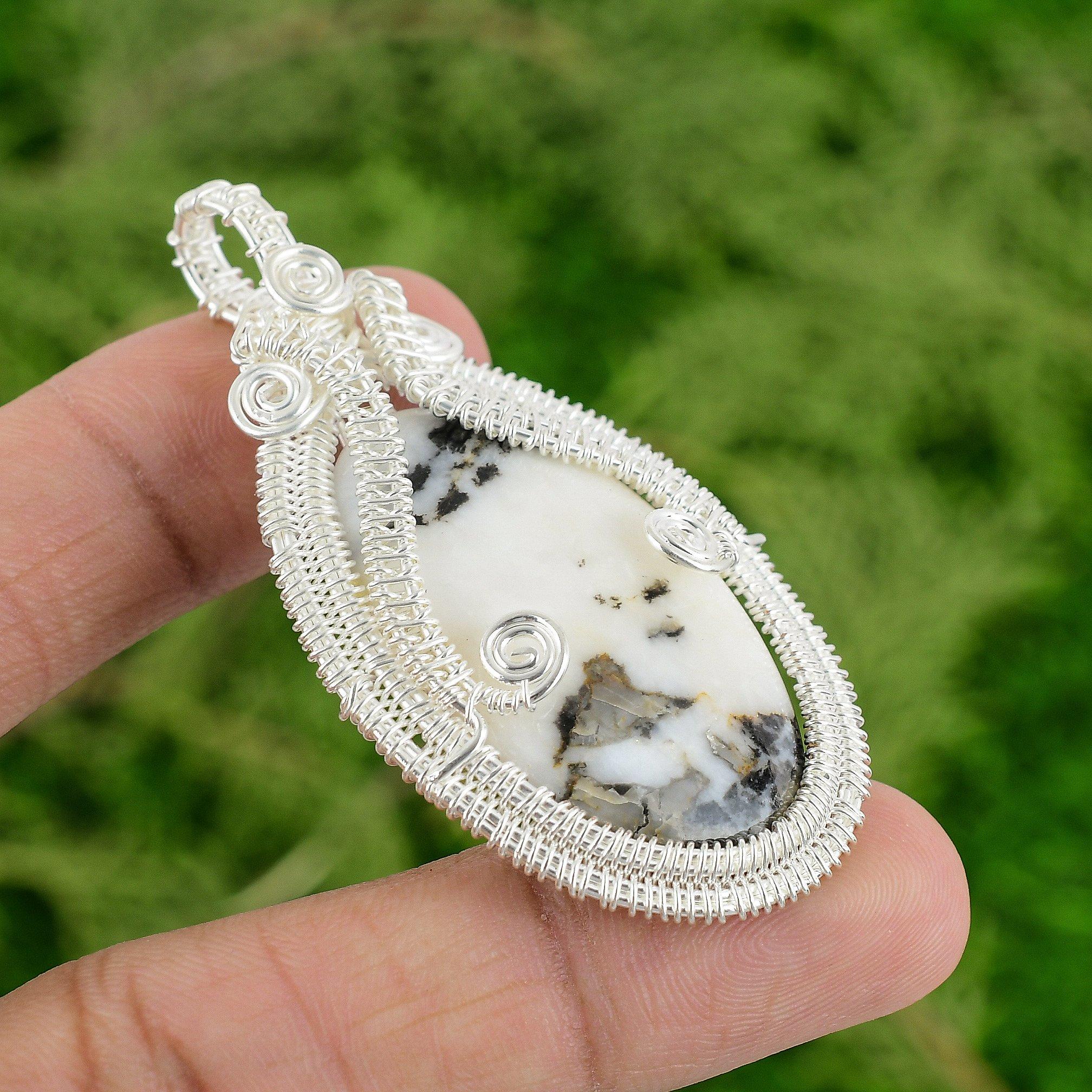 Zebra Jasper Stone 925 Sterling Silver Wire Wrap Art Deco Sister Pendant Jewelry
Zebra Jasper Stone 925 Sterling Silver Wire Wrap Art Deco Sister Pendant Jewelry