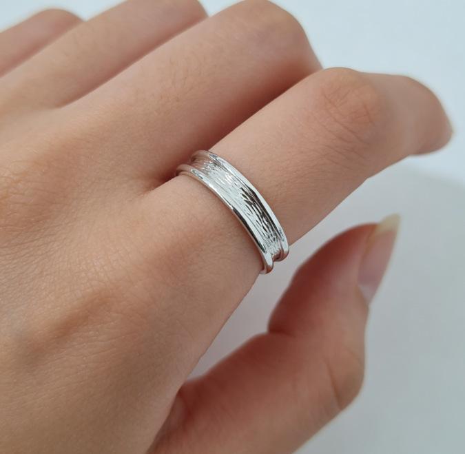 Earrings Cold Wind Open Ring Women S Niche Unique Personality Fashion Versatile Ring Copper Ring
Earrings Cold Wind Open Ring Women S Niche Unique Personality Fashion Versatile Ring Copper Ring
