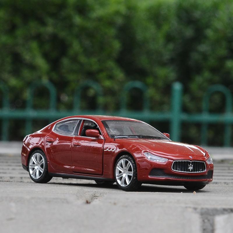 Кайпо 1:32 модели автомобиля из сплава Maserati Ghibli, отлитые под давлением и игрушечные транспортные средства, коллекционная игрушечная машинка, подарки на день рождения для мальчика
Кайпо 1:32 модели автомобиля из сплава Maserati Ghibli, отлитые под давлением и игрушечные транспортные средства, коллекционная игрушечная машинка, подарки на день рождения для мальчика