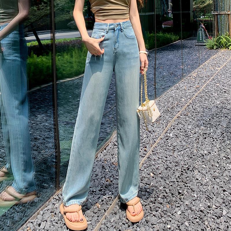 Весенние и летние шелковые джинсы для женщин, летний новый маленький тонкий стиль с высокой талией, утягивающий и свободный драпированный, прямые, широкие штанины L
Весенние и летние шелковые джинсы для женщин, летний новый маленький тонкий стиль с высокой талией, утягивающий и свободный драпированный, прямые, широкие штанины L