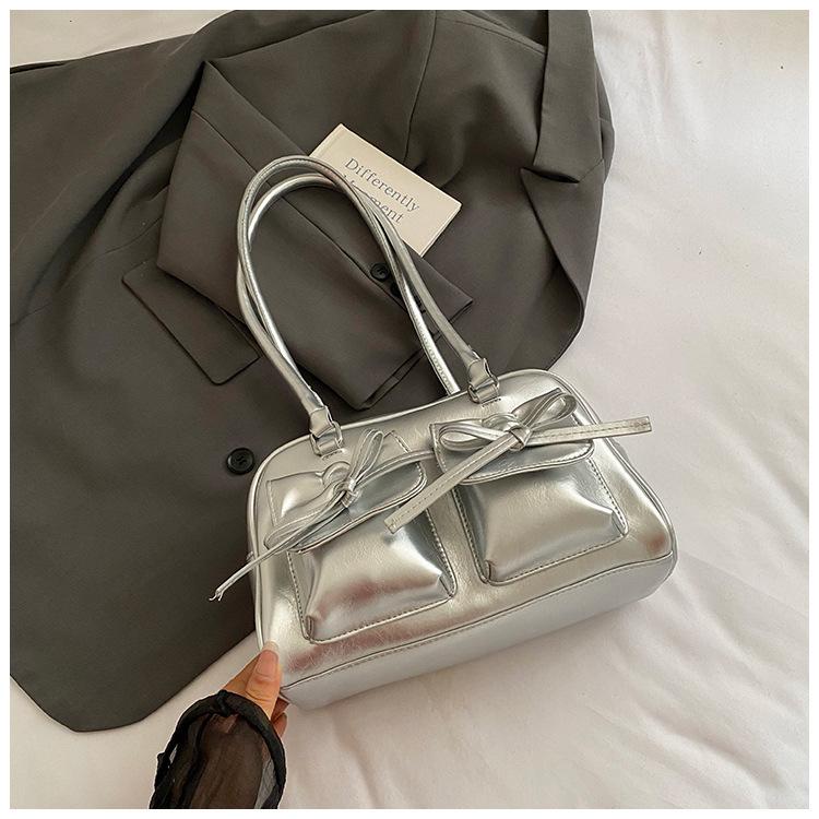 Bowknot Hot Girl Underarm Bag For Women 2026 New Spring Summer Handbag Single Shoulder Bowling Bags For Lady срібний
Bowknot Hot Girl Underarm Bag For Women 2026 New Spring Summer Handbag Single Shoulder Bowling Bags For Lady срібний