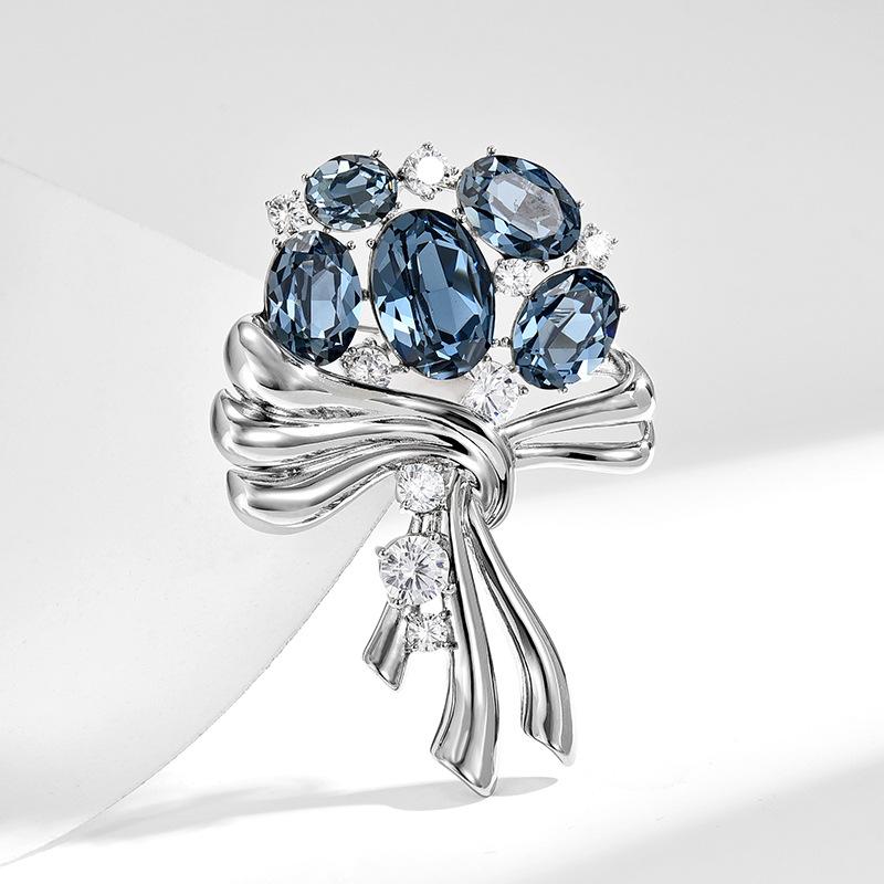 Броши для пожилых людей, брошь в виде цветка, листа, булавки для женщин, костюм, подвеска, модные броши, ювелирные изделия золотой
Броши для пожилых людей, брошь в виде цветка, листа, булавки для женщин, костюм, подвеска, модные броши, ювелирные изделия золотой