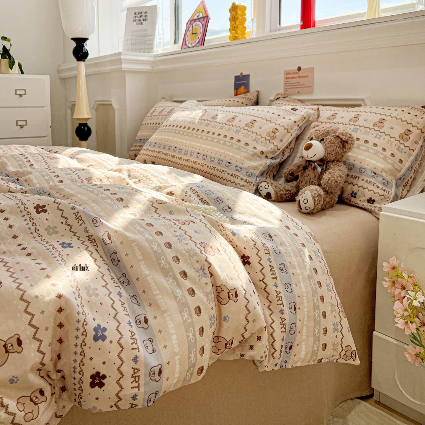 Class A Cartoon Cotton Double Layer Gauze 4-Piece Set - Soft & Breathable Duvet for Kids 1.2m Bed Flat Set - Duvet 150*200cm
Class A Cartoon Cotton Double Layer Gauze 4-Piece Set - Soft & Breathable Duvet for Kids 1.2m Bed Flat Set - Duvet 150*200cm