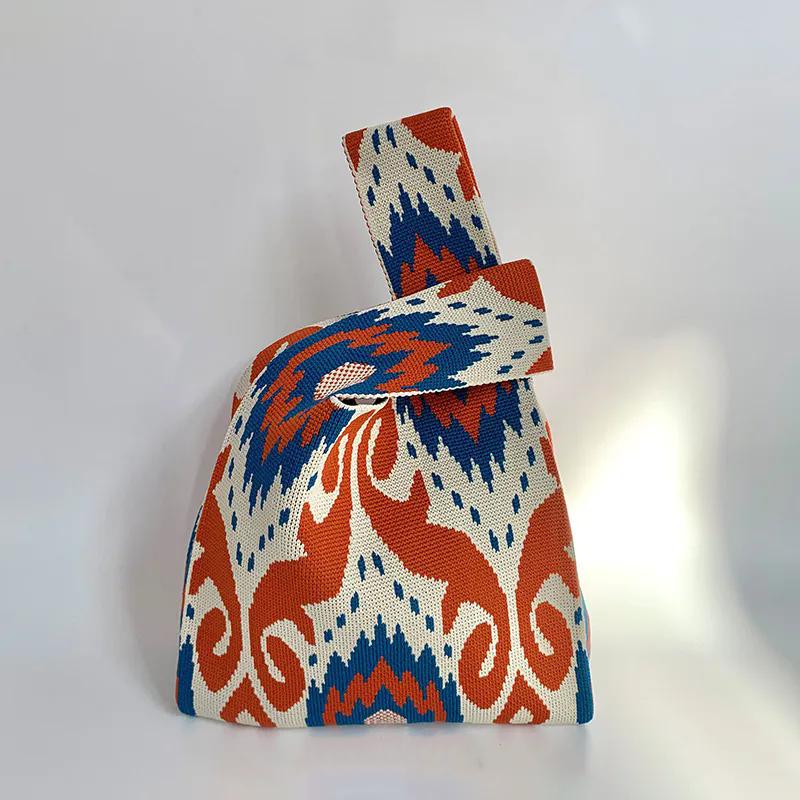 WTEMPO Повседневные маленькие сумочки в этническом стиле, сувенирные, большой вместимости, вязаные жаккардовые сумки через плечо, подходят для путешествий, шоппинга, универсальная сумка для ланча 1pc мандариновый
WTEMPO Повседневные маленькие сумочки в этническом стиле, сувенирные, большой вместимости, вязаные жаккардовые сумки через плечо, подходят для путешествий, шоппинга, универсальная сумка для ланча 1pc мандариновый