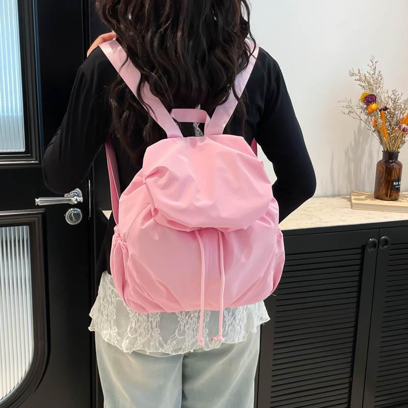 Large-capacity large-capacity shoulder bag, women s 2025 new casual lightweight backpack pleated simple schoolbag чорний
Large-capacity large-capacity shoulder bag, women s 2025 new casual lightweight backpack pleated simple schoolbag чорний