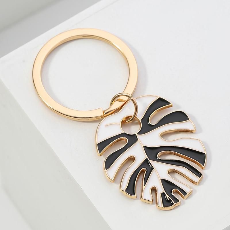 Colorful Big Vintage Statement Bohemian Enameled Leaf Keychain For Women Men Pendant Hanging Decoration Gold Color Accessories
Colorful Big Vintage Statement Bohemian Enameled Leaf Keychain For Women Men Pendant Hanging Decoration Gold Color Accessories