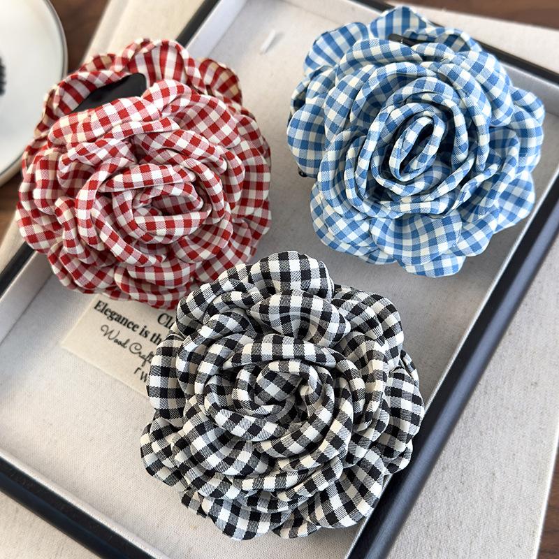 New Beautifully Hair Clips Fashion Checkered Flowers Hair Claw Womens Temperament Hairpins Shark Clips Lady Party Barrettes
New Beautifully Hair Clips Fashion Checkered Flowers Hair Claw Womens Temperament Hairpins Shark Clips Lady Party Barrettes