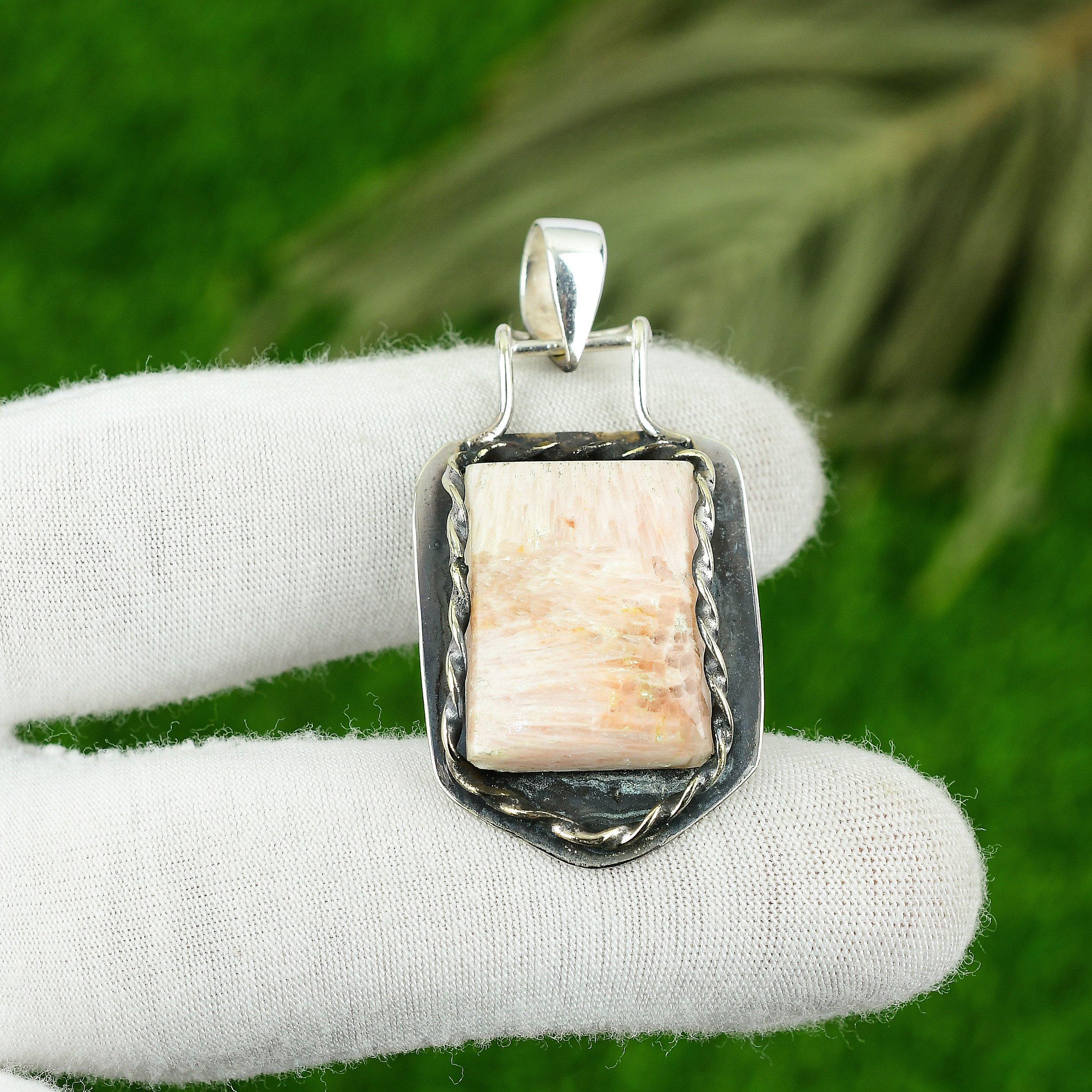 Mothers day Sale Scolecite Stone 925 Sterling Silver Daughter Pendant Jewelry
Mothers day Sale Scolecite Stone 925 Sterling Silver Daughter Pendant Jewelry
