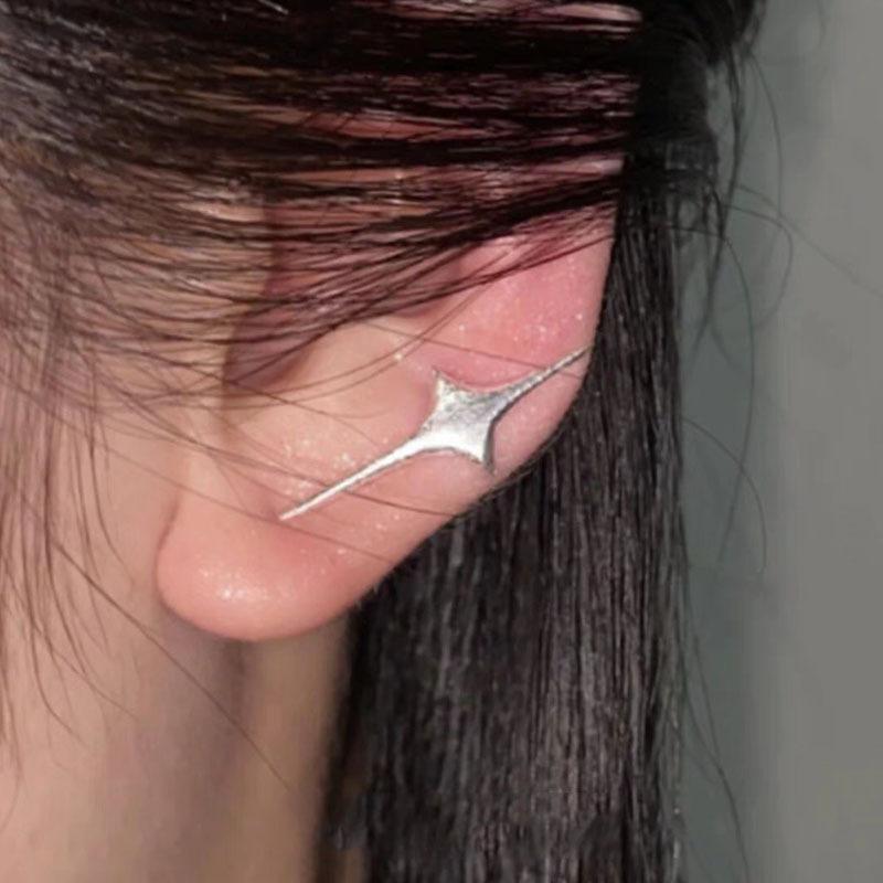 2025 Minimalist Sliver Color Star Stud Earrings For Girls Women Fashion Piercing Earings Y2k Zircon Gifts
2025 Minimalist Sliver Color Star Stud Earrings For Girls Women Fashion Piercing Earings Y2k Zircon Gifts