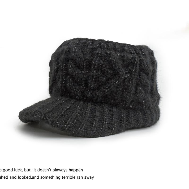Empty top knitted hat children s thick needle wool hat autumn and winter new thermal cap Korean version fashionable versatile show small face One size fits all чорний
Empty top knitted hat children s thick needle wool hat autumn and winter new thermal cap Korean version fashionable versatile show small face One size fits all чорний
