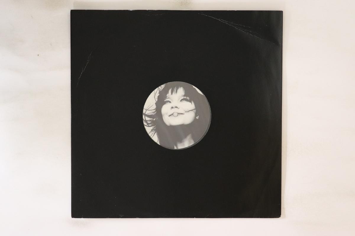 12inch Record BJORK - Play Dead BJORK001 NOT ON LABEL 2004 Non Japan Dance & Electronica Used
12inch Record BJORK - Play Dead BJORK001 NOT ON LABEL 2004 Non Japan Dance & Electronica Used