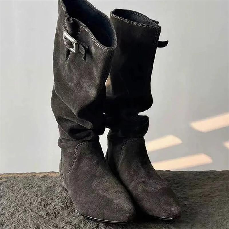 Hand-made Sewing Pleated Design Women Boots Pointed Toe Suede Comfy Woman Boots Metal Decoration Fashion Casual 40 чорний
Hand-made Sewing Pleated Design Women Boots Pointed Toe Suede Comfy Woman Boots Metal Decoration Fashion Casual 40 чорний