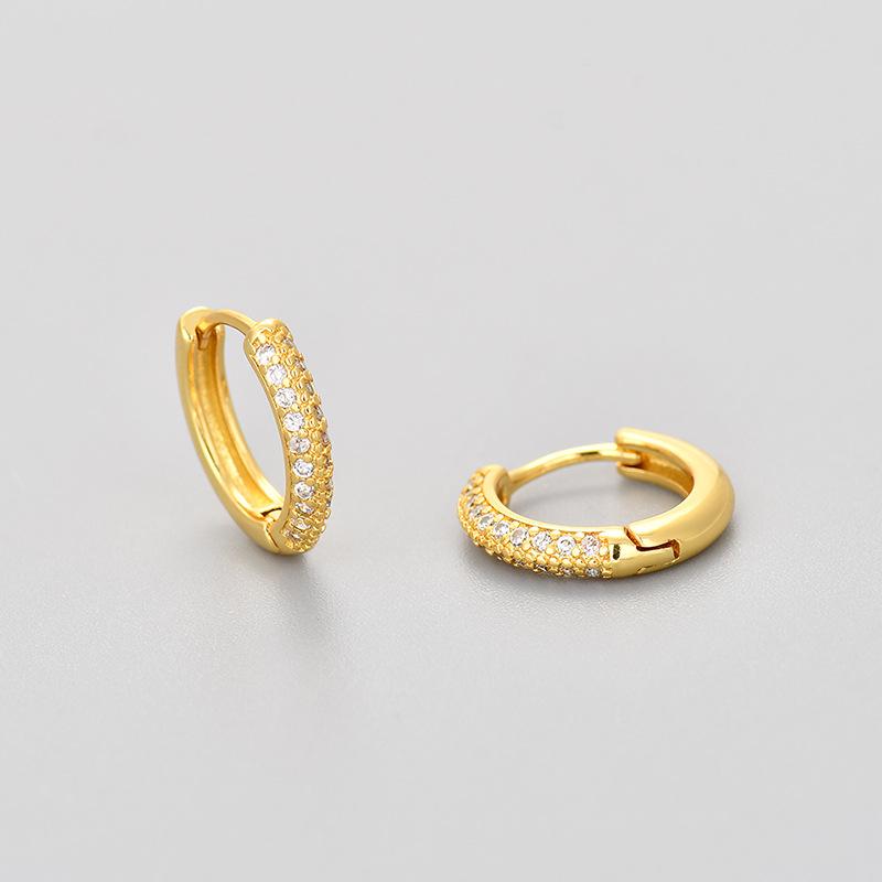 Luxury Micro Pave Circle Huggie Earrings Minimalist Niche Design High End Delicate Jewelry For Women Fashion copper
Luxury Micro Pave Circle Huggie Earrings Minimalist Niche Design High End Delicate Jewelry For Women Fashion copper