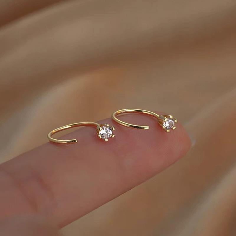 Elegent Minimalist Zircon Stud Earrings for Teens Ear Piercing Earrings Women Men Wedding Party Girl Zircon Gifts
Elegent Minimalist Zircon Stud Earrings for Teens Ear Piercing Earrings Women Men Wedding Party Girl Zircon Gifts