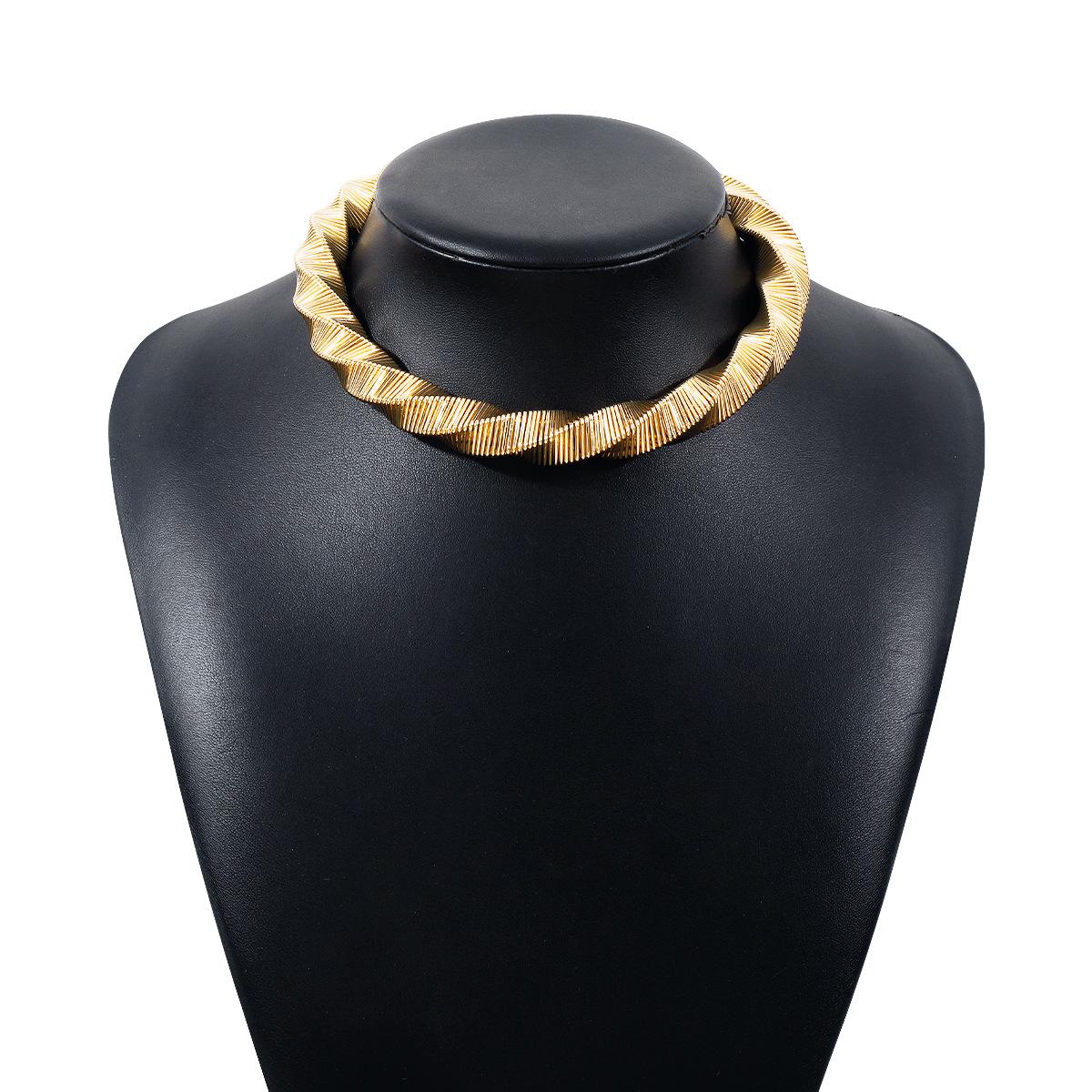 Tooxika Exaggerated Temperament Geometric Twist Necklace Fashionable Design Sense High Cold Wave Sense Collarbone Necklace
Tooxika Exaggerated Temperament Geometric Twist Necklace Fashionable Design Sense High Cold Wave Sense Collarbone Necklace