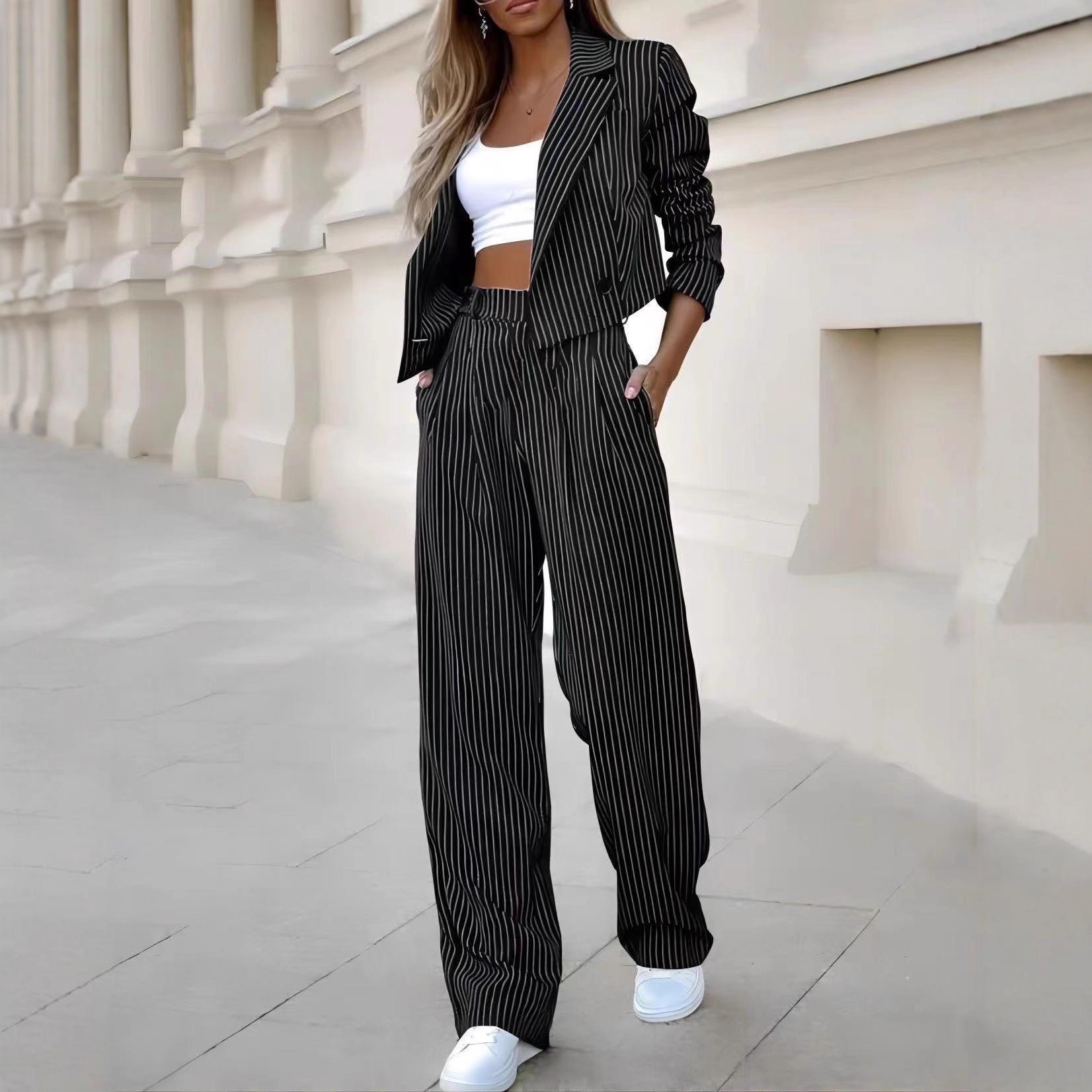 2025 European & American Women s Casual Striped Lapel Suit with Straight-Leg Pants L
2025 European & American Women s Casual Striped Lapel Suit with Straight-Leg Pants L