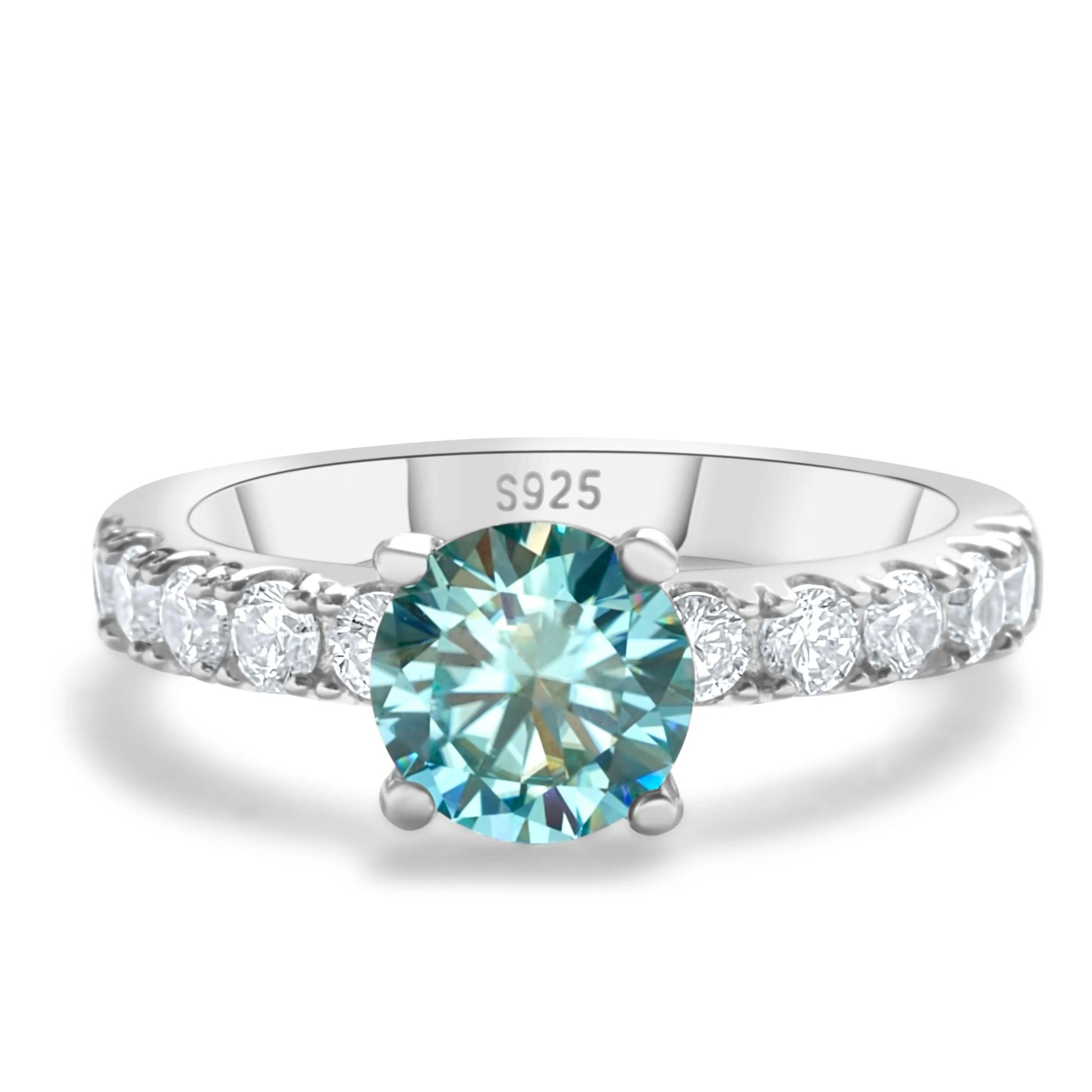 1.0 carat Simple Design Moissanite Ring with 4 Claw S925 Sterling Silver Women s Engagement Band Fashion fine Jewelry gift 8
1.0 carat Simple Design Moissanite Ring with 4 Claw S925 Sterling Silver Women s Engagement Band Fashion fine Jewelry gift 8