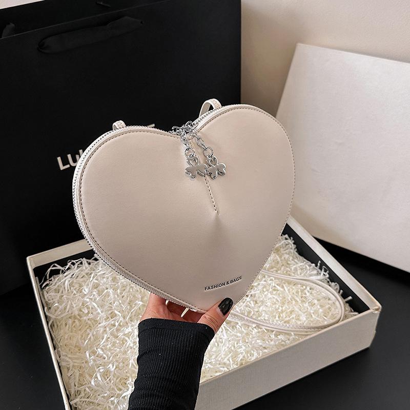 2024 весна простая и модная новая любовная пара модная и универсальная сумка через плечо в иностранном стиле с высокой текстурой нишевая сумка-мессенджер белый
2024 весна простая и модная новая любовная пара модная и универсальная сумка через плечо в иностранном стиле с высокой текстурой нишевая сумка-мессенджер белый