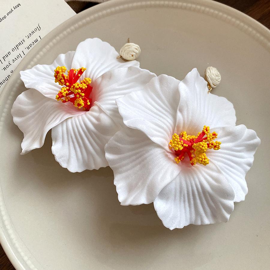 Silver needle raffia flower pendant earrings sweet gentle temperament simple fashion stud earrings niche high-end earrings
Silver needle raffia flower pendant earrings sweet gentle temperament simple fashion stud earrings niche high-end earrings
